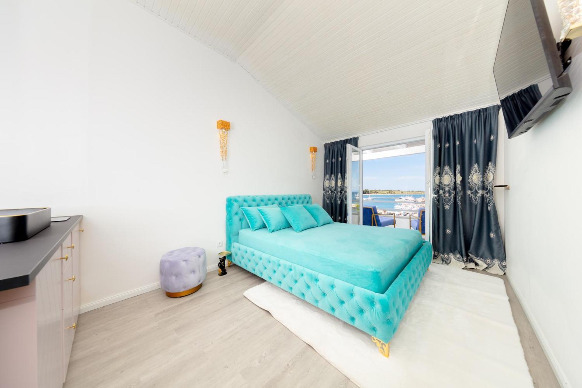 Boutique Residence Sundays Новалья Экстерьер фото